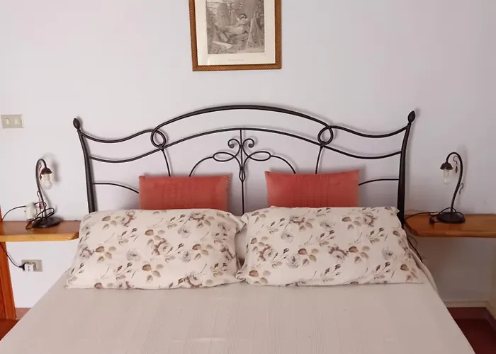 Bed & Breakfast La Vetta Del Gufo 3*